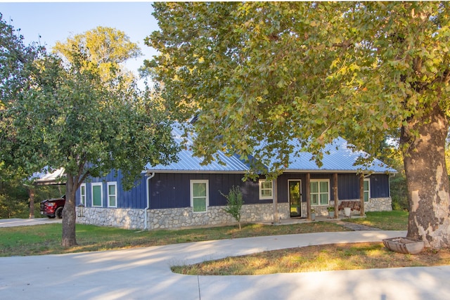 view of ranch-style home