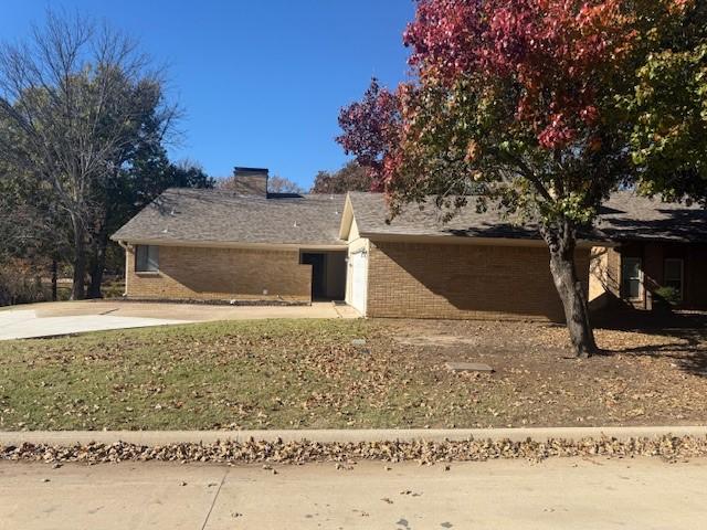 view of home's exterior