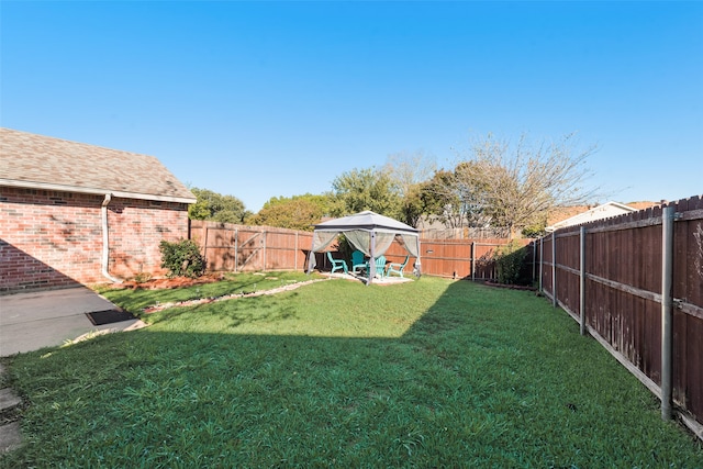 view of yard featuring a gazebo