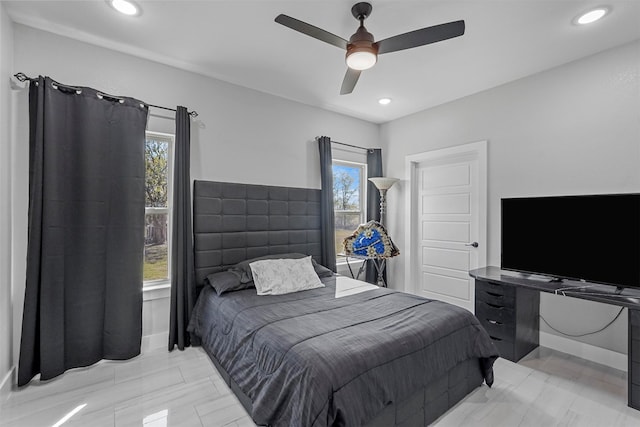 bedroom with ceiling fan