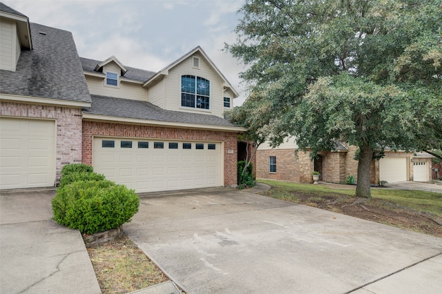 view of front facade featuring a garage