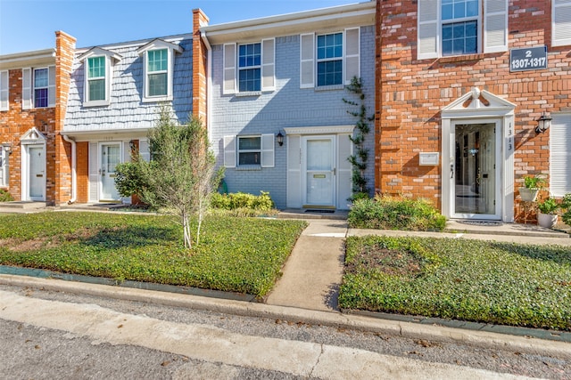 view of townhome / multi-family property