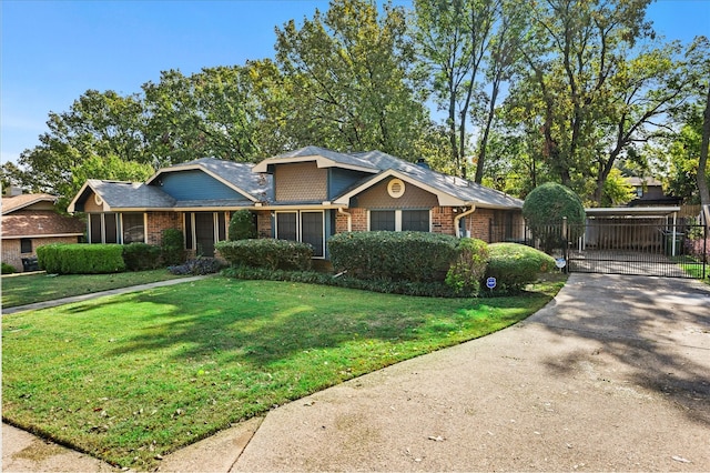 view of front of house with a front yard