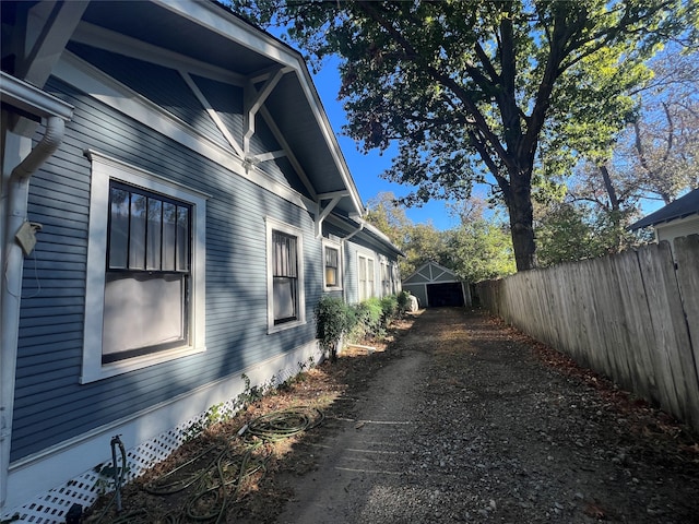 view of home's exterior