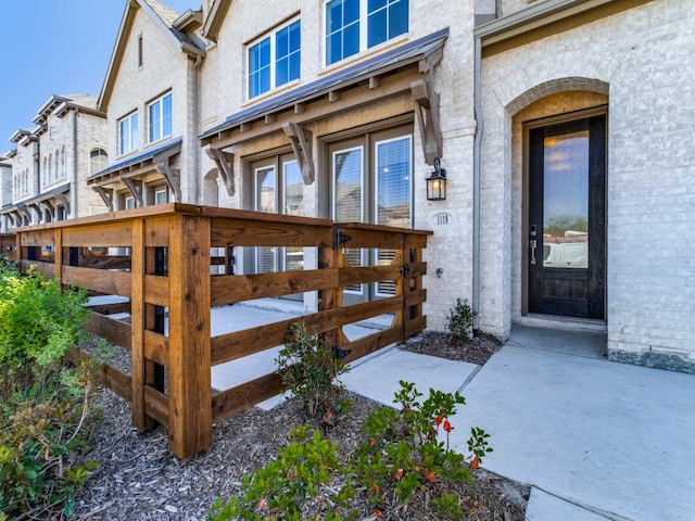 view of property entrance