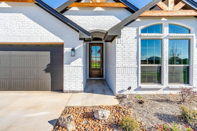 property entrance featuring a garage