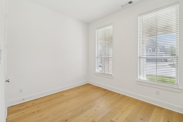 empty room featuring light hardwood / wood-style flooring