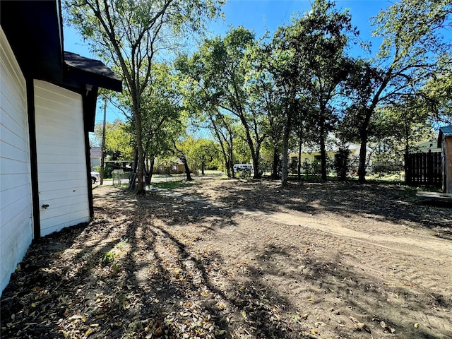 209 Smith St, Hillsboro, TX 76645 - view of yard