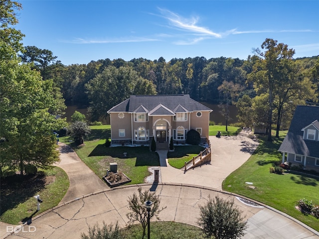 view of front of house with a front yard