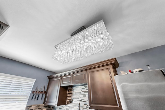 1246 Woodburn Trl, Dallas, TX 75241 - kitchen view of decorative backsplash