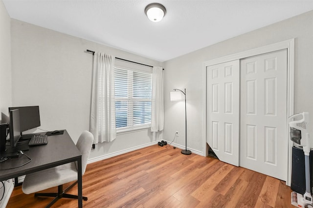 1246 Woodburn Trl, Dallas, TX 75241 - office with light wood-type flooring and baseboards