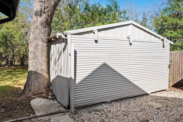 view of outbuilding