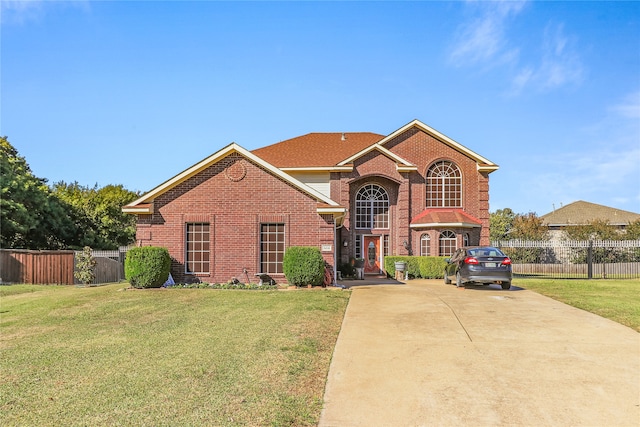 front facade featuring a front lawn