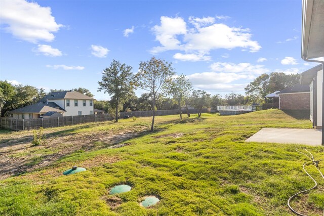 view of yard with a patio