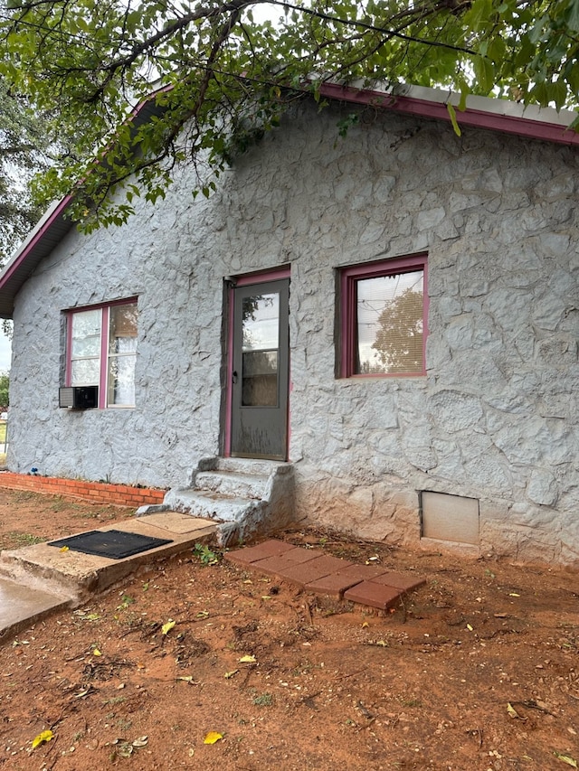 view of front facade