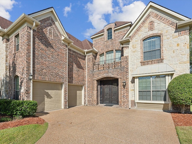 view of front of home featuring a garage