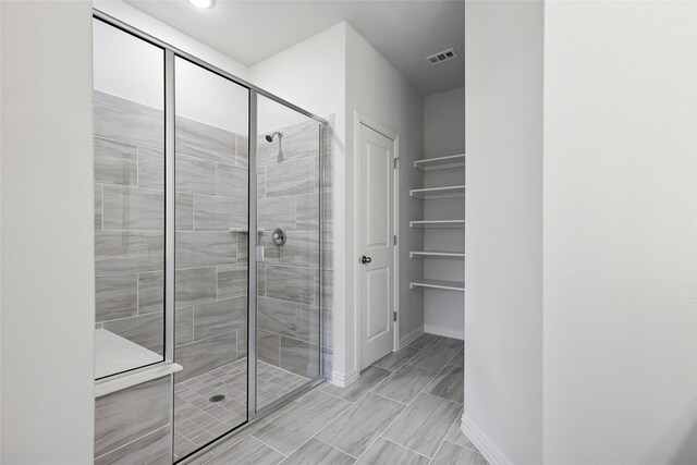 bedroom with carpet flooring and ceiling fan