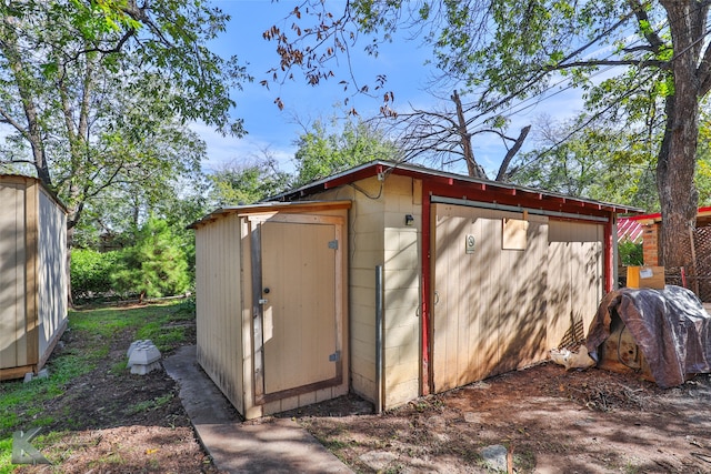 view of outbuilding