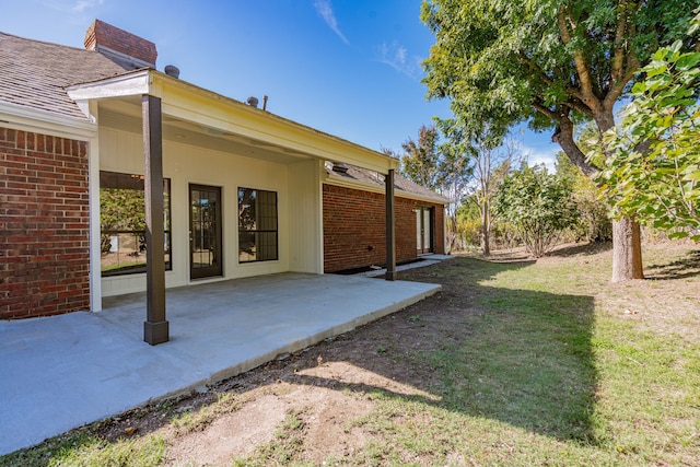 view of yard with a patio area