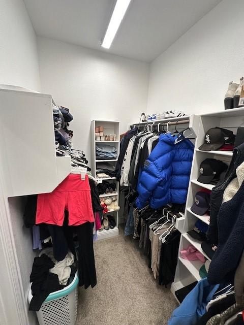 2603 Malone St, Fort Worth, TX 76106 - spacious closet featuring light carpet
