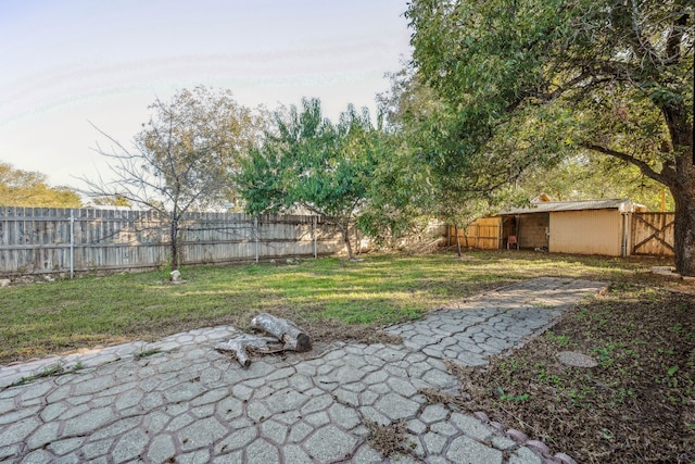 view of yard with a patio