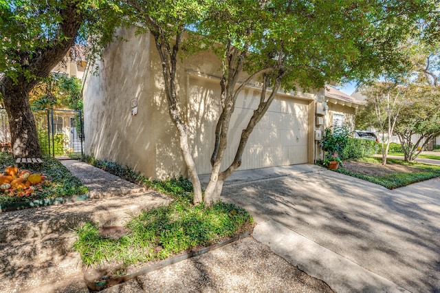 view of property exterior