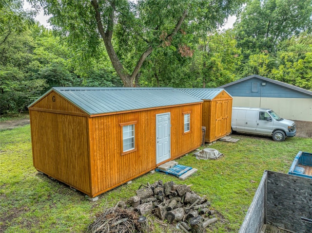 702 S Barrett Ave, Denison, TX 75020 - view of outbuilding