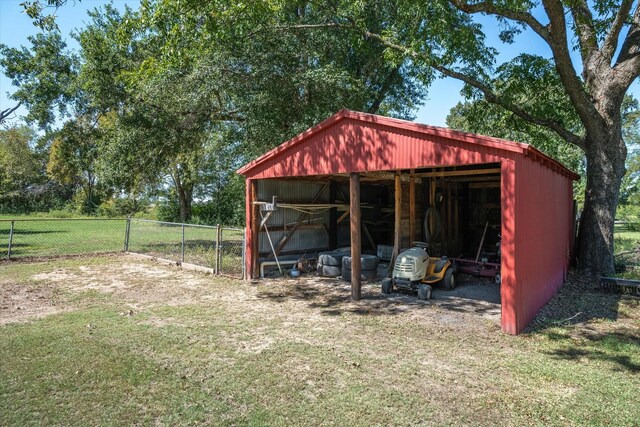 view of outdoor structure