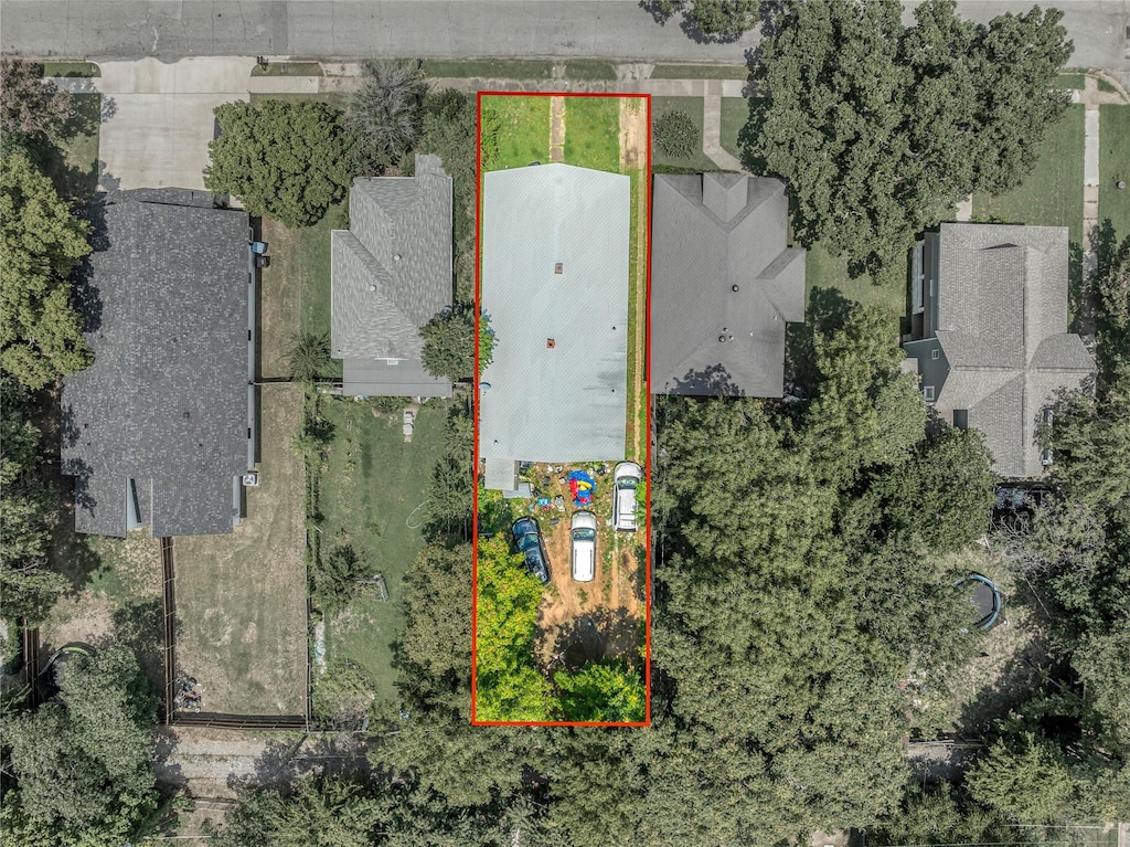 708 W Texas St, Denison, TX 75020 - aerial overview of property's location featuring property boundaries highlighted