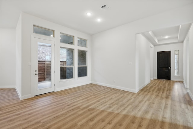 1813 Morning Mist Way, Mesquite, TX 75181 - spare room featuring light wood-style flooring, baseboards, and recessed lighting
