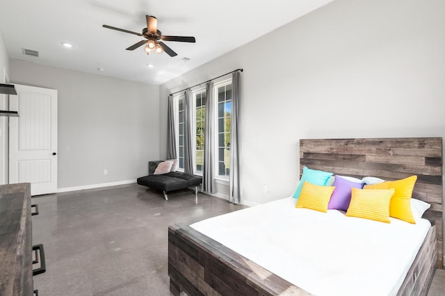 bedroom with ceiling fan