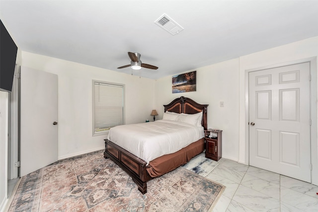 bedroom with ceiling fan