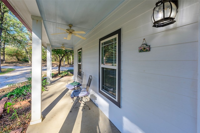 view of patio / terrace with covered porch and ceiling fan