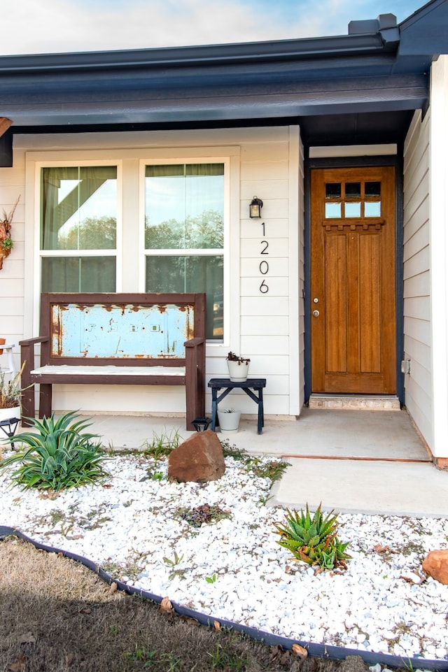 view of property entrance