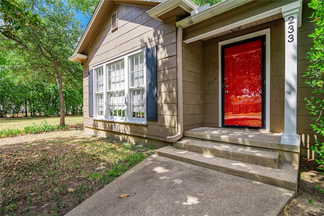 view of property entrance