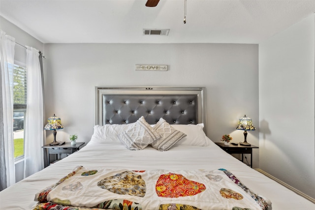 bedroom featuring ceiling fan