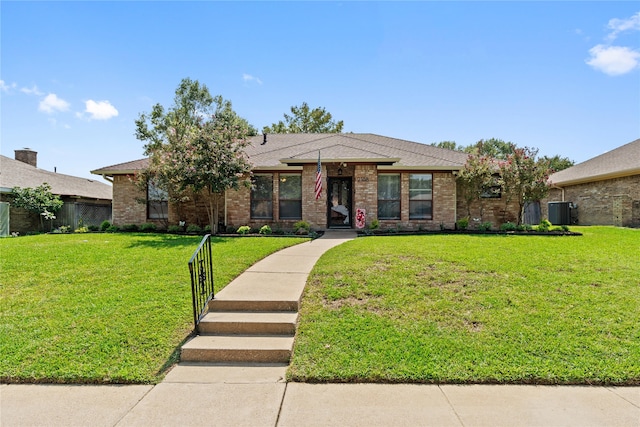 view of front of house with a front yard