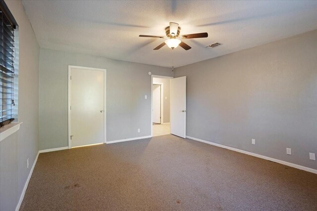 walk in closet featuring light tile patterned flooring