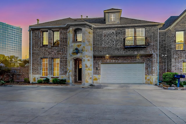 view of front of house featuring a garage