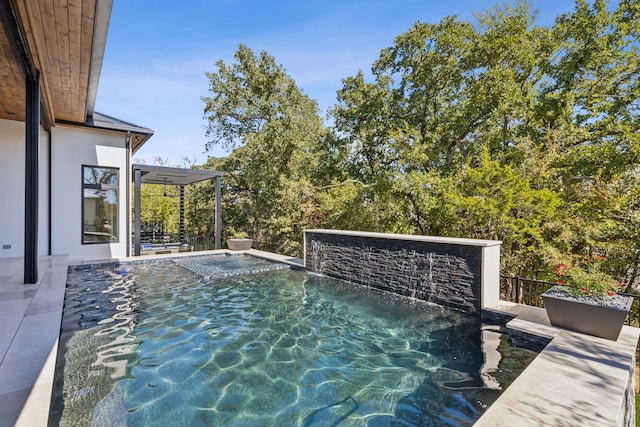 view of pool featuring pool water feature