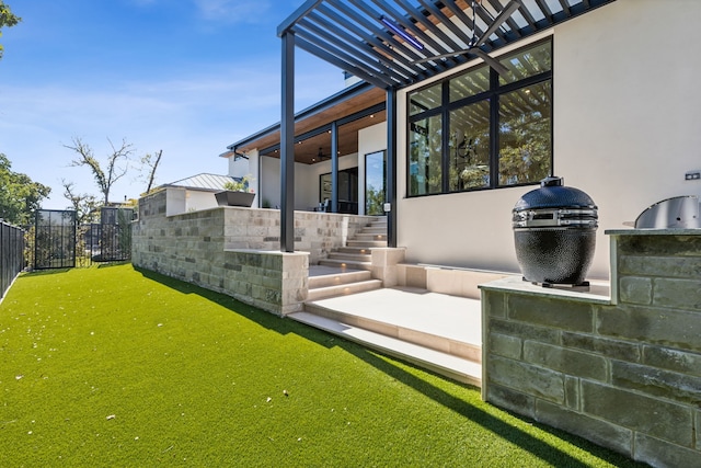 view of yard with a patio area and a pergola