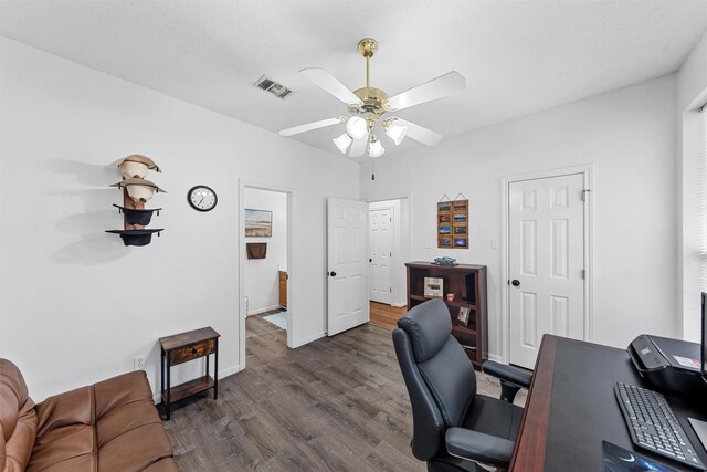 105 Lost Oaks Dr, Waco, TX 76705 - bathroom featuring crown molding, wood finished floors, plenty of natural light, vanity, and baseboards
