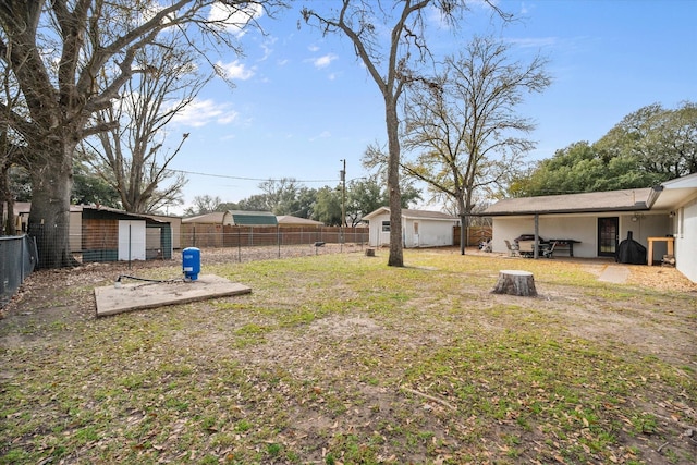 300 L S P Cir, Kerens, TX 75144 - view of yard with an outbuilding