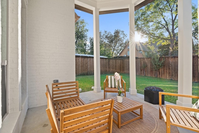 view of sunroom / solarium