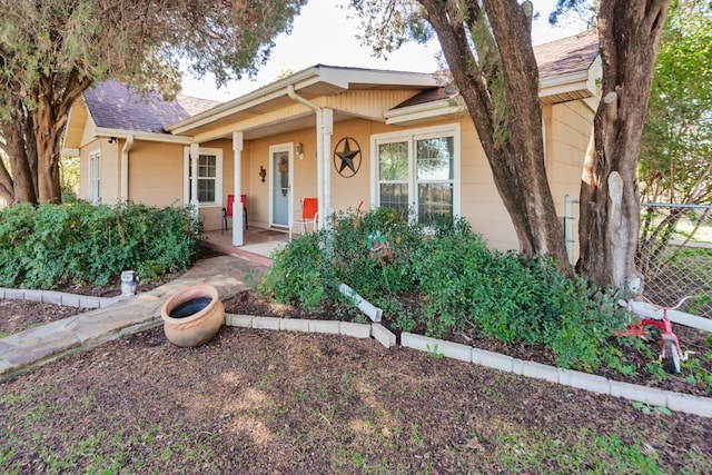 view of front of house with a porch