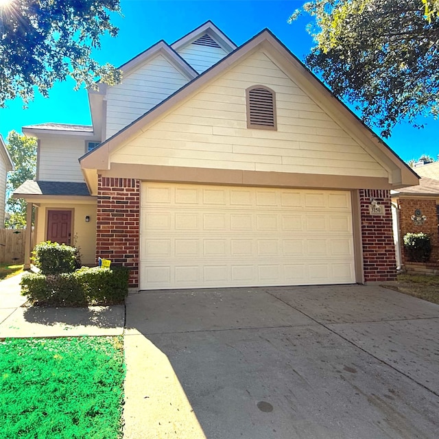 view of front property