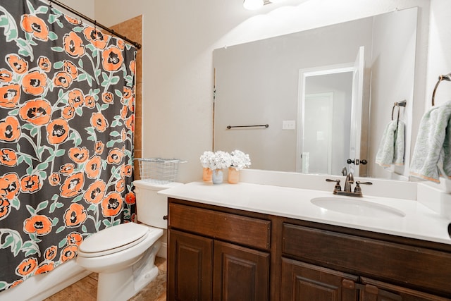 bathroom featuring tile patterned floors, a shower with curtain, vanity, and toilet