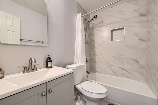 full bathroom with shower / bath combination with curtain, vanity, and toilet