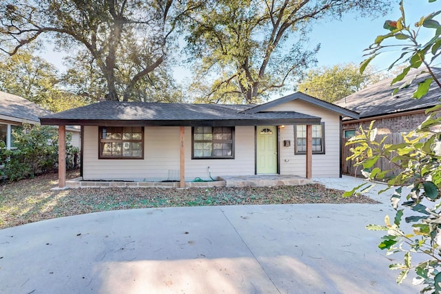 view of front of home