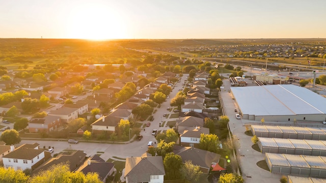 view of aerial view at dusk